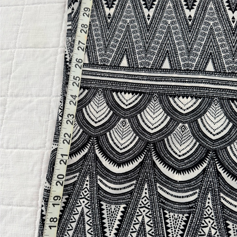 H&M Black and White Geometric print Wide Leg Pants summer pants festival EUC - Picture 5 of 7